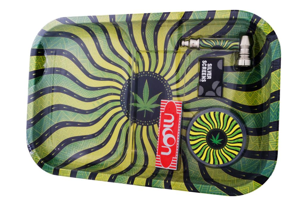 KIT Vassoio in metallo + Grinder + Pipa in metallo + Retine LEAF SWIRL